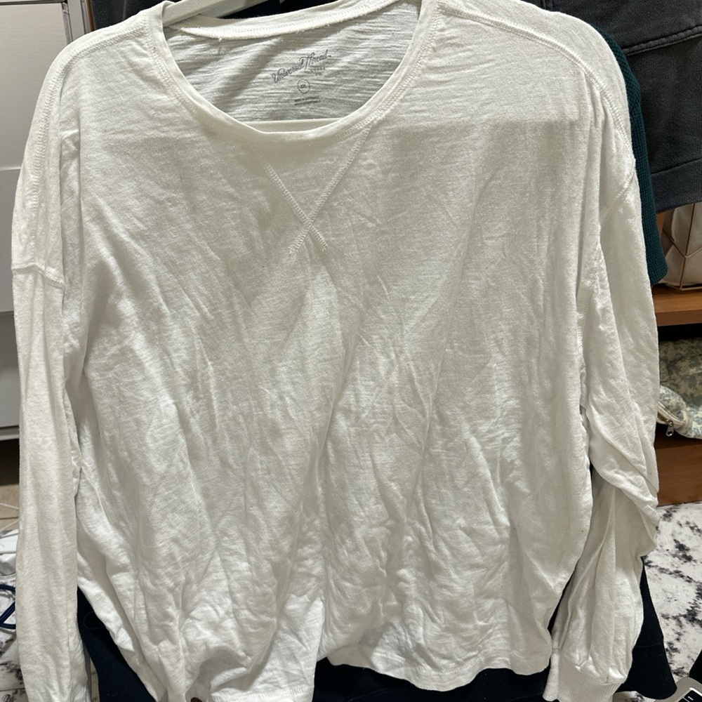 Universal Thread White Long Sleeve Relaxed Sweatshirt
